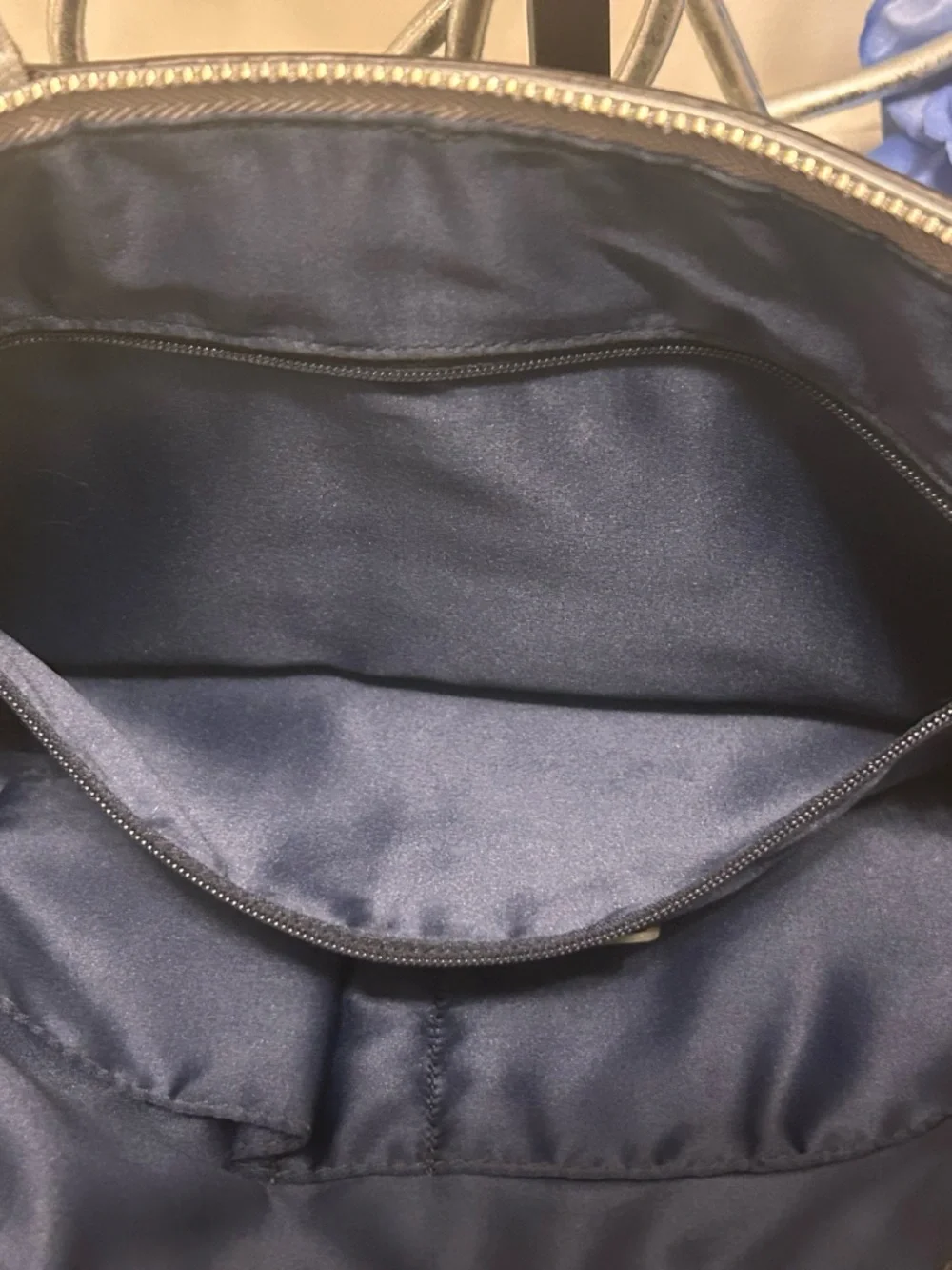 Coach Black Leather Logo Tote with Hangtag - Picture 8 of 13